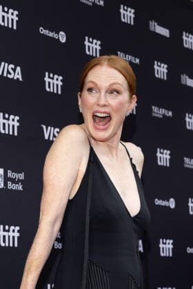 2026 Toronto International Film Festival - The Debut Premiere Julianne Moore attends the premiere of The Debut during the 2026 Toronto International Film Festival at Princess of Wales Theatre on September 13, 2026 in Toronto, Ontario. Toronto Ontario Canada Copyright: xPicjer imageSPACEx