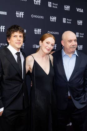 2026 Toronto International Film Festival - The Debut Premiere Jesse Eisenberg, Julianne Moore, Paul Giamatti attend the premiere of The Debut during the 2026 Toronto International Film Festival at Princess of Wales Theatre on September 13, 2026 in Toronto, Ontario. Toronto Ontario Canada Copyright: xPicjer imageSPACEx