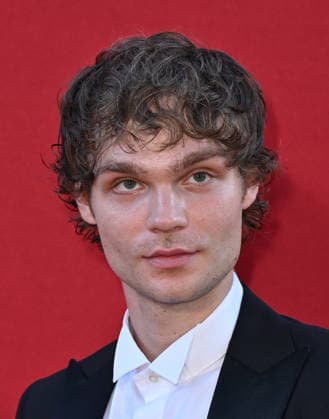 Warner Bros. TV Group s Emmy Awards Nominees Celebration Lucas Iverson arriving at the Warner Bros. Television Group™s 78th PrimeTime Emmy Awards Nominees Celebration held at BOA Steakhouse in West Hollywood, Ca. on September 13, 2026. West Hollywood BOA Steakhouse California USA Copyright: xStarbuck xAFF-USA.COMx
