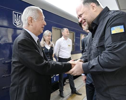 Japan lower house speaker arrives in Kyiv Eisuke Mori (L), speaker of Japan s House of Representatives, is greeted by Ruslan Stefanchuk, chairman of Ukraine s parliament, upon arriving in Kyiv by train on Sept. 14, 2026.  A14AA0005627571P