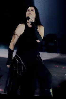 Evanescence perform at the O2 London on the final UK date of their Sanctuary Tour. featuring special guests Poppy and Courtney Laplante Copyright: xx ae8hd369