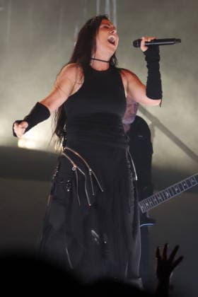 Evanescence perform at the O2 London on the final UK date of their Sanctuary Tour. featuring special guests Poppy and Courtney Laplante Copyright: xx ae8hd376