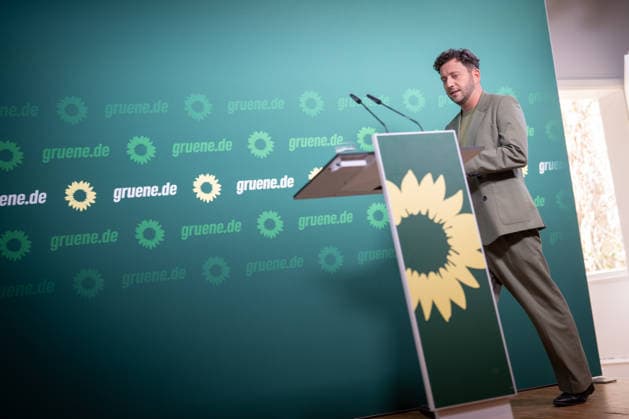 Press Conference with Federal Chairman Felix Banaszak of Alliance 90 The Greens on Current Issues Press Conference with Federal Chairman Felix Banaszak of Alliance 90 The Greens on Current Issues, Berlin, Berlin, Germany, Party Headquarters