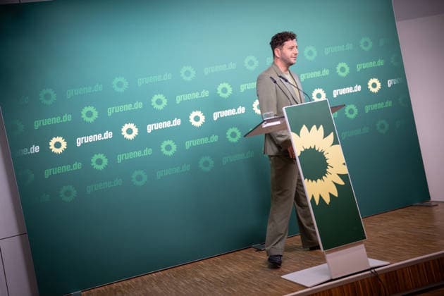 Press Conference with Federal Chairman Felix Banaszak of Alliance 90 The Greens on Current Issues Press Conference with Federal Chairman Felix Banaszak of Alliance 90 The Greens on Current Issues, Berlin, Berlin, Germany, Party Headquarters