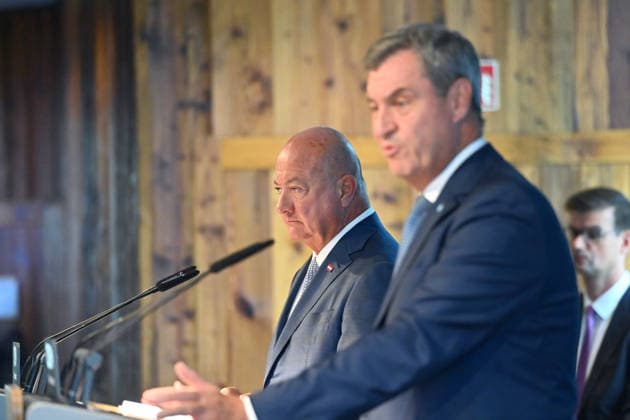 From left: Dr. Christian Stocker, Chairman of the OEVP and Federal Chancellor of the Republic of Austria, and Markus SOEDER, Minister-President of Bavaria and Chairman of the CSU, at a press conference following the CSU Party Executive Committee’s closed-door meeting on September 14, 2026, at the CSU State Headquarters in Munich