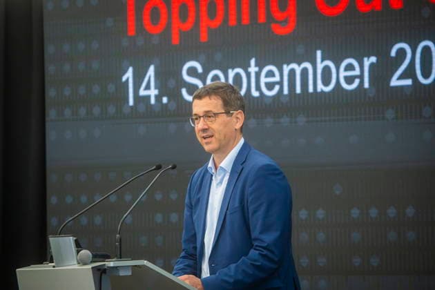 Topping-Out Ceremony for the ESMC Chip Factory in Dresden Topping-Out Ceremony for the ESMC Chip Factory in Dresden Christian Koitzsch, President of the European Semiconductor Manufacturing Company (ESMC) in Dresden, Saxony, Germany