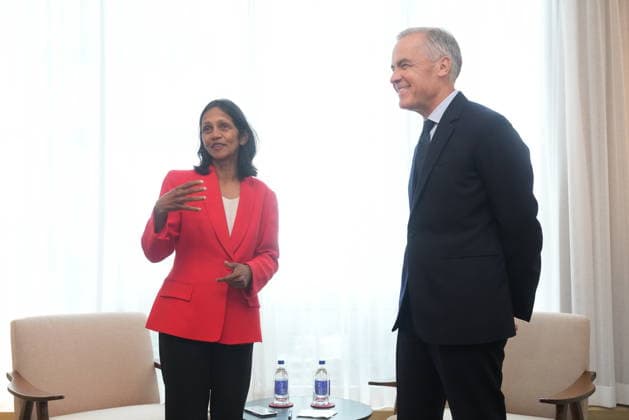September 14, 2026, Toronto, On, CANADA: Prime Minister Mark Carney, right, meets with the Managing Director and Chief Executive Officer of Macquarie Group Shemara Wikramanayake in Toronto on Monday, Sept. 14, 2026. Toronto CANADA  - ZUMAc35_ 20260914_zaf_c35_031 Copyright: xNathanxDenettex