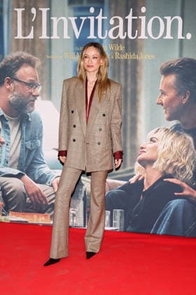 Olivia Wilde attends the Paris premiere of *The Invite* at the Pathé Palace on September 14, 2026, in Paris, France 459678 2026 09 14  Copyright: xLionelxGuericolasx xStarfacex STAR_459678_004