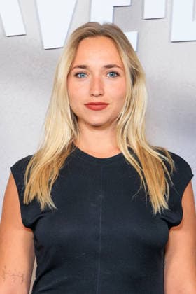 Surveillant Photocall - Paris Chloe Jouannet attends the photocell for the premiere of Surveillant held at Le Grand Rex on September 14, 2026 in Paris, France. Photo by David Boyer ABACAPRESS.COM Paris France  Copyright: xBoyerxDavid ABACAx