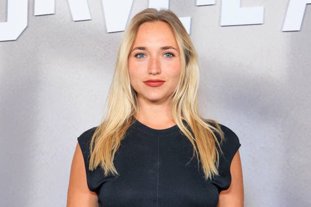 Surveillant Photocall - Paris Chloe Jouannet attends the photocell for the premiere of Surveillant held at Le Grand Rex on September 14, 2026 in Paris, France. Photo by David Boyer ABACAPRESS.COM Paris France  Copyright: xBoyerxDavid ABACAx