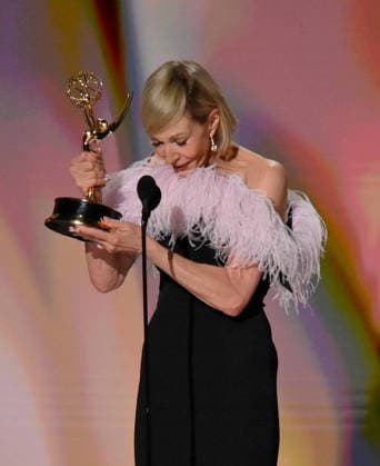 Allison Janney accepts the Outstanding Supporting Actress in a Drama Series Award for The Diplomat on stage during the 78th annual Primetime Emmy Awards at the Peacock Theater in Los Angeles on Monday, September 14, 2026.  LAP2026091464 JIMxRUYMEN