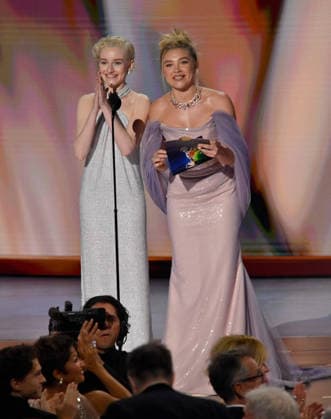 (L-R) Julia Garner and Florence Pugh speak on stage during the 78th annual Primetime Emmy Awards at the Peacock Theater in Los Angeles on Monday, September 14, 2026.  LAP2026091467 JIMxRUYMEN