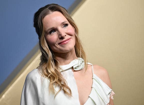 Kristen Bell arrives for the 78th annual Primetime Emmy Awards at the Peacock Theater in Los Angeles on Monday, September 14, 2026.  LAP20260914608 CHRISxCHEW