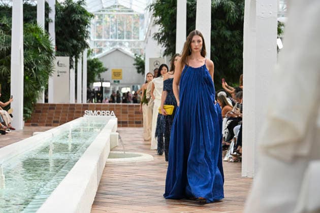 Simorra - Mercedes Benz Fashion Week Madrid, Spain - sep 2026 A model parades with Simorra design during Mercedes Benz Fashion Week Madrid Cibeles Palace in Madrid, 14 of February of 2026 Spain Madrid Spain Copyright: xAtilanoxGarciax xSOPAxImagesx PHOTO07537