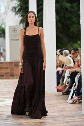 Simorra - Mercedes Benz Fashion Week Madrid, Spain - sep 2026 A model parades with Simorra design during Mercedes Benz Fashion Week Madrid Cibeles Palace in Madrid, 14 of February of 2026 Spain Madrid Spain Copyright: xAtilanoxGarciax xSOPAxImagesx PHOTO07567