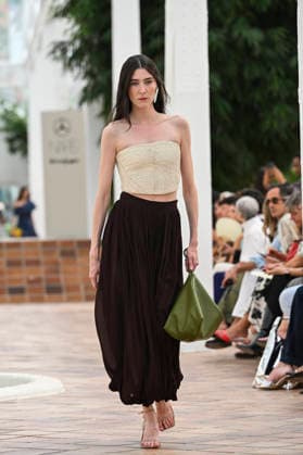 Simorra - Mercedes Benz Fashion Week Madrid, Spain - sep 2026 A model parades with Simorra design during Mercedes Benz Fashion Week Madrid Cibeles Palace in Madrid, 14 of February of 2026 Spain Madrid Spain Copyright: xAtilanoxGarciax xSOPAxImagesx PHOTO07597