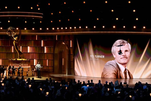 Noah Kahan performs on stage during the 78th annual Primetime Emmy Awards at the Peacock Theater in Los Angeles on Monday, September 14, 2026.  LAP20260914178 JIMxRUYMEN