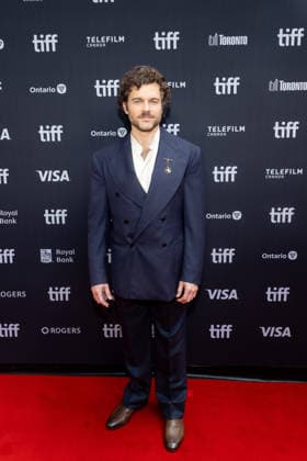 2026 Toronto International Film Festival - A Talent For Murder Premiere Alden Ehrenreich attends the premiere of A Talent For Murder during the 2026 Toronto International Film Festival at Roy Thomson Hall on September 14, 2026 in Toronto, Ontario. Toronto Roy Thomson Hall Ontario Canada Copyright: xPicjer imageSPACEx