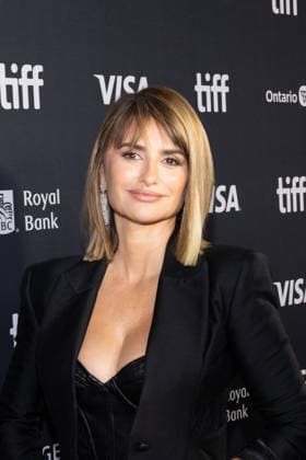 2026 Toronto International Film Festival - Bunker Premiere Penelope Cruz attends the premiere of Bunker during the 2026 Toronto International Film Festival at Roy Thomson Hall on September 14, 2026 in Toronto, Ontario. Toronto Ontario Canada Copyright: xPicjer imageSPACEx