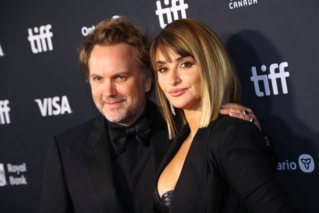 Florian Zeller, Penelope Cruz at arrivals for BUNKER Premiere at the Toronto International Film Festival (TIFF) 2026, Roy Thomson Hall, Toronto, ON, September 14, 2026. Photo By: JA Everett Collection BUNKER Premiere at the Toronto International Film Festival (TIFF) 2026 PUBLICATIONXNOTxINxCANxCHNxFRAxITAxJPNxNORxPOLxRUSxESPxUKxUSA