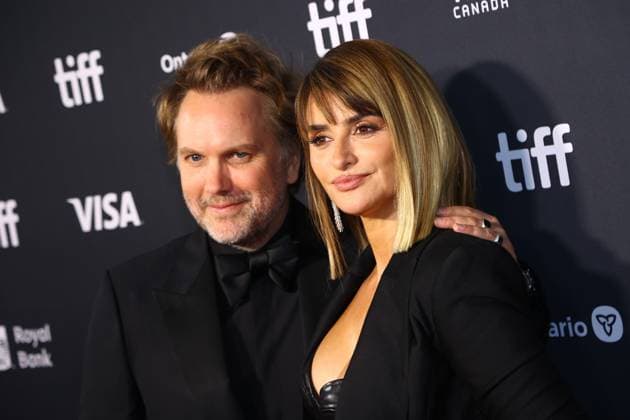 Florian Zeller, Penelope Cruz at arrivals for BUNKER Premiere at the Toronto International Film Festival (TIFF) 2026, Roy Thomson Hall, Toronto, ON, September 14, 2026. Photo By: JA Everett Collection BUNKER Premiere at the Toronto International Film Festival (TIFF) 2026 PUBLICATIONXNOTxINxCANxCHNxFRAxITAxJPNxNORxPOLxRUSxESPxUKxUSA