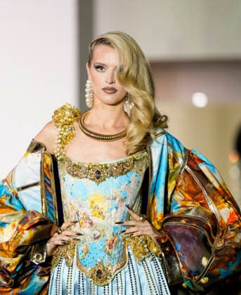The Blonds Spring 2027 Runway at New York Fashion Week A model walks the runway during The Blonds Spring 2027 and The Blonds 20th Anniversary at New York Fashion Week, held at 643 West 42nd Street in New York City, Monday September 14, 2026. Photography by Jennifer Graylock, Credit:JENNIFER GRAYLOCK Avalon United States, New York, New York, 643 West 42nd Street  Copyright: xJENNIFERxGRAYLOCKx xAvalonx 1134743844