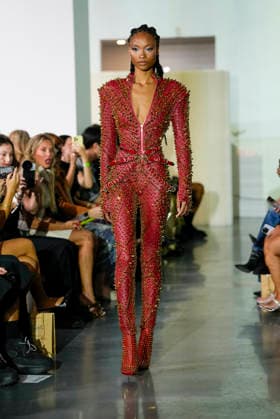 The Blonds Spring 2027 Runway at New York Fashion Week A model walks the runway during The Blonds Spring 2027 and The Blonds 20th Anniversary at New York Fashion Week, held at 643 West 42nd Street in New York City, Monday September 14, 2026. Photography by Jennifer Graylock, Credit:JENNIFER GRAYLOCK Avalon United States, New York, New York, 643 West 42nd Street  Copyright: xJENNIFERxGRAYLOCKx xAvalonx 1134744071