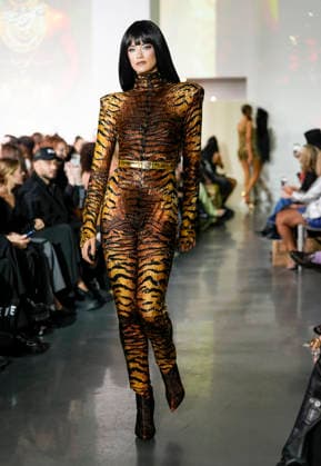 The Blonds Spring 2027 Runway at New York Fashion Week A model walks the runway during The Blonds Spring 2027 and The Blonds 20th Anniversary at New York Fashion Week, held at 643 West 42nd Street in New York City, Monday September 14, 2026. Photography by Jennifer Graylock, Credit:JENNIFER GRAYLOCK Avalon United States, New York, New York, 643 West 42nd Street  Copyright: xJENNIFERxGRAYLOCKx xAvalonx 1134744469