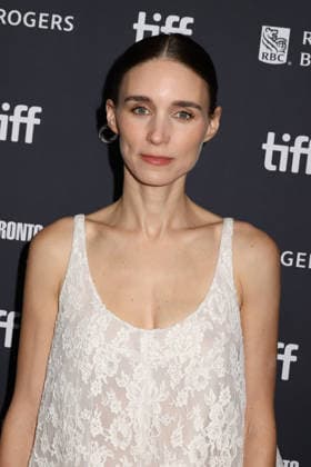 51st Toronto International Film Festival: Red carpet for the film Bucking Fastard with Rooney Mara 459683 September 14, 2026, Toronto, Canada  Copyright: xIsabellexVautierx xStarfacex STAR_459683_088