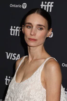 51st Toronto International Film Festival: Red carpet for the film Bucking Fastard with Rooney Mara 459683 September 14, 2026, Toronto, Canada  Copyright: xIsabellexVautierx xStarfacex STAR_459683_091