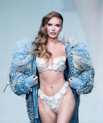 September 14, 2026, Bronx, New York, USA: A model walks runway for The Blonds 20th Anniversary by David and Phillipe Blond presented by Motorola Razr Spring Summer 27 fashion show during SS27 FW at Lavan in New York, NY on September 15, 2026. Bronx USA  - ZUMAr339 20260914_znp_r339_179 Copyright: xLevxRadinx