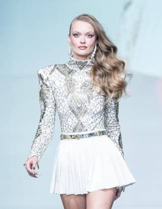 September 14, 2026, Bronx, New York, USA: A model walks runway for The Blonds 20th Anniversary by David and Phillipe Blond presented by Motorola Razr Spring Summer 27 fashion show during SS27 FW at Lavan in New York, NY on September 15, 2026. Bronx USA  - ZUMAr339 20260914_znp_r339_196 Copyright: xLevxRadinx