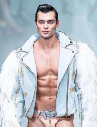 September 14, 2026, Bronx, New York, USA: A model walks runway for The Blonds 20th Anniversary by David and Phillipe Blond presented by Motorola Razr Spring Summer 27 fashion show during SS27 FW at Lavan in New York, NY on September 15, 2026. Bronx USA  - ZUMAr339 20260914_znp_r339_190 Copyright: xLevxRadinx