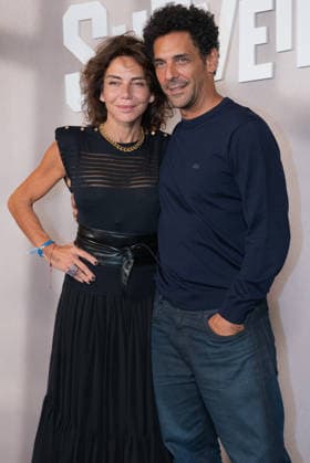 Premiere de la sÃ rie Disney+ Surveillant ! Tomer Sisley et Sandra Zeitoun au photocall de la premiere de la sÃ rie Disney+ Surveillant ! au Grand Rex Ã Paris, le 14 09 2026  Copyright: xYoannxOuahcenex