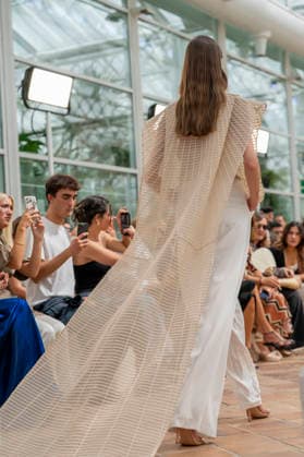 Models present creations from Simorra s FOLD IN collection for spring-summer 2027 during Mercedes-Benz Fashion Week Madrid. The Barcelona-based label, founded in 1978 by Javier Simorra, explores shapes, curves and the fold as a central element in this collection, with garments that adapt to the body and celebrate a beauty that resists rigidity. September 14,2026. (202609141399)