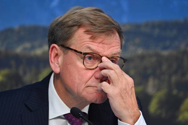 Johann Wadephul, Federal Minister of Foreign Affairs, looking skeptical; single frame, cropped image; portrait; press conference following a Cabinet meeting at the Prinz Carl Palais in Munich on September 15, 2026
