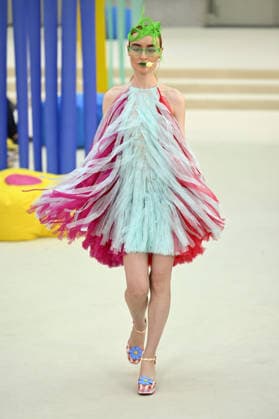 Madrid Fashion Week MADRID, SPAIN - SEPTEMBER 15: A model presents a creation by Spanish designer Agatha Ruiz de la Prada for the Spring Summer 2027 collection during Mercedes-Benz Fashion Week Madrid at the Crystal Gallery of Cibeles Palace in Madrid, Spain, on September 15, 2026. Burak Akbulut Anadolu Madrid Spain. Editorial use only. Please get in touch for any other usage.  Copyright: x2026xAnadoluxBurakxAkbulutx