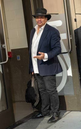 NEW YORK, NY- SEPTEMBER 15: Neil deGrasse Tyson seen at ABC Studios in New York City on September 15, 2026. Credit: Camara Porter USA  - ZUMAa123 20260915_zaa_a123_212 Copyright: xAdMediax