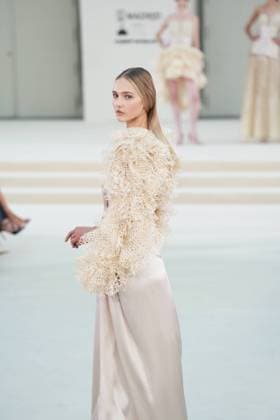 A model wears at collection runway a creation from HannibalLaguna during Pasarela Cibeles Mercedes-Benz Fashion Week Madrid 2026 in Madrid, onTuesday ,15 September 2026. Cordon Press 