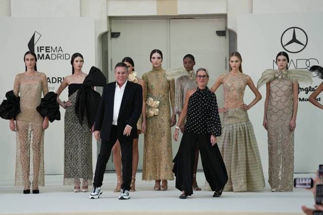 A model wears at collection runway a creation from HannibalLaguna during Pasarela Cibeles Mercedes-Benz Fashion Week Madrid 2026 in Madrid, onTuesday ,15 September 2026. Cordon Press 