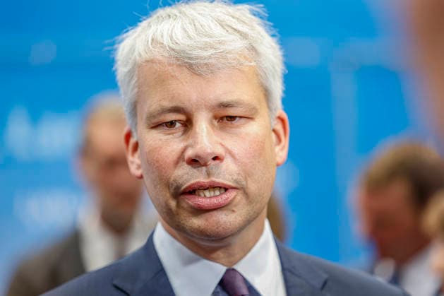 Opening of IAA Transportation 2026 with a tour of the exhibition booths; booth of the Federal Ministry of Transport; Steffen Bilger (CDU), Federal Minister of Transport of the Federal Republic of Germany; Hanover; Hanover Messe; Lower Saxony; Hanover Region; Germany
