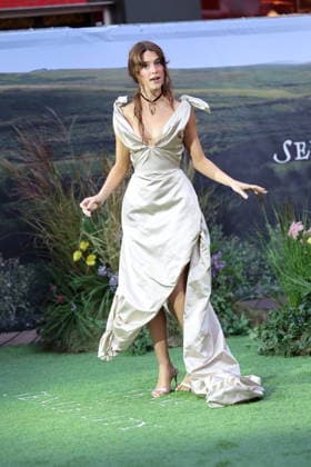 . 15 09 2026. London, United Kingdom. Daisy Edgar-Jones arriving at the Sense and Sensibility world premiere in London.  xStephenxLockx xi-Imagesx IIM-27004-0007