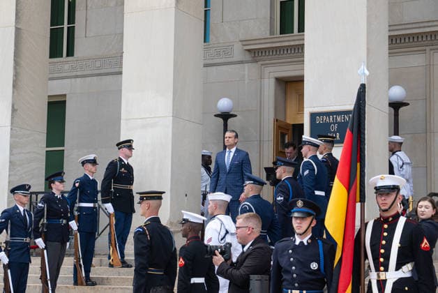 Secretary Hegseth hosts German Defense Minister Pistorius at Pentagon ARLINGTON, UNITED STATES - SEPTEMBER 15: U.S. Secretary of Defense Pete Hegseth welcomes German Defense Minister Boris Pistorius during an enhanced honor cordon at the Pentagon in Arlington, Virginia, on September 15, 2026. Hegseth and Pistorius met to discuss a range of bilateral issues. Mehmet Eser Anadolu Arlington United States. Editorial use only. Please get in touch for any other usage.  Copyright: x2026xAnadoluxMehmetxEserx