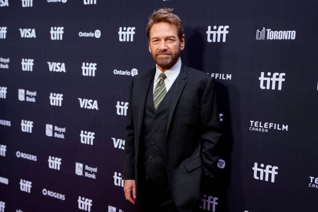 September 15, 2026, Toronto, On, Canada: Kenneth Branagh arrives on the red carpet to promote the film Atonement at the Toronto International Film Festival, in Toronto, on Tuesday, Sept. 15, 2026. Toronto Canada  - ZUMAc35_ 20260915_zaf_c35_057 Copyright: xChrisxYoungx