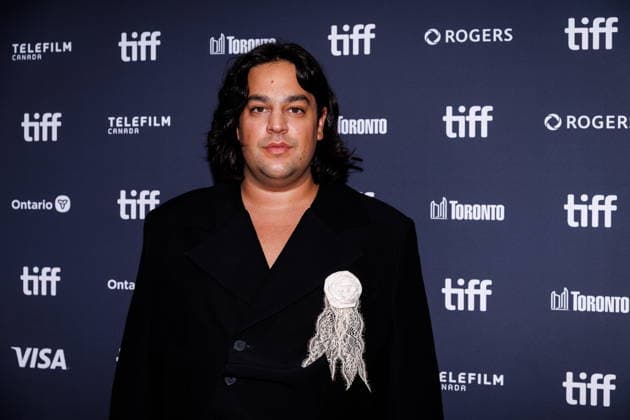 September 15, 2026, Toronto, On, Canada: Carlos Gonzalez is photographed on the red carpet for the film La Bola Negra during the Toronto International Film Festival in Toronto, on Tuesday, Sept. 15, 2026. Toronto Canada  - ZUMAc35_ 20260915_zaf_c35_082 Copyright: xKeitoxNewmanx