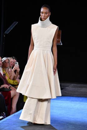 NEW YORK, NY- SEPTEMBER 15: Lorena Saravia Model at the Vanderbilt & Seewald Global Studio Fashion Show at Grand Central Terminal-Vanderbilt Hall on September 15, 2026 in New York City. Copyright: xmpi099 MediaPunchx
