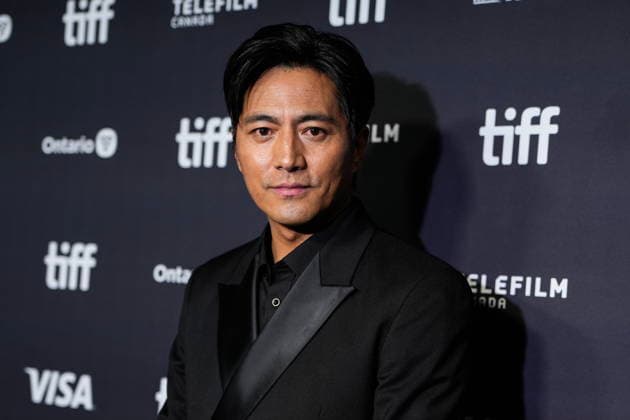 September 15, 2026, Toronto, On, CAN: Genden Phuntsok arrives on the red carpet to promote the film Tenzing at the Toronto International Film Festival, in Toronto, on Tuesday, Sept. 15, 2026. Toronto CAN  - ZUMAc35_ 20260915_zaf_c35_146 Copyright: xChrisxYoungx