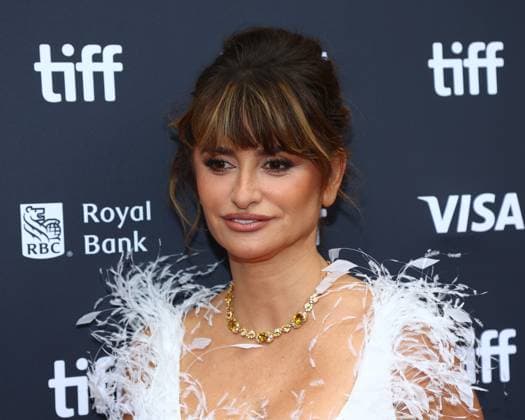 Penelope Cruz at arrivals for LA BOLA NEGRA Premiere at the Toronto International Film Festival (TIFF) 2026, The Princess Of Wales Theatre - VISA Screening Room, Toronto, ON, September 15, 2026. Photo By: JA Everett Collection LA BOLA NEGRA Premiere at the Toronto International Film Festival (TIFF) 2026 PUBLICATIONXNOTxINxCANxCHNxFRAxITAxJPNxNORxPOLxRUSxESPxUKxUSA