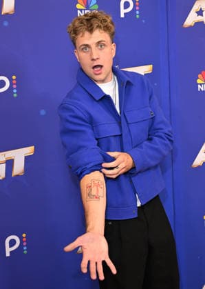 America™s Got Talent Season 21 - Semifinals Red Carpet Kameron Marshall on the red carpet at America™s Got Talent Season 21 - Semifinals held at the Hotel Dean on September 15, 2026 in Pasadena CA. Pasadena Hotel Dena California USA Copyright: xLISAxOConnorx xAFF-USA.comx