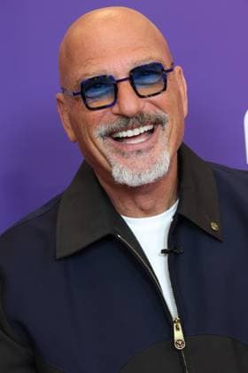 Los Angeles CA - Sept 15: Howie Mandell seen at The America s Got Talent Season 21 Live Semifinals on September 15, 2026. Credit: USA - ZUMAa123 20260915_zaa_a123_234 Copyright: xAdMediax